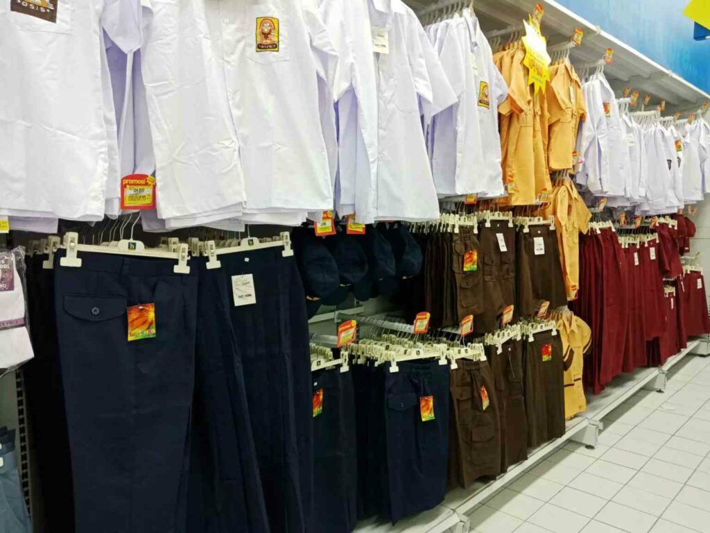 Cheap school uniforms in supermarkets raise ethical and environmental questions