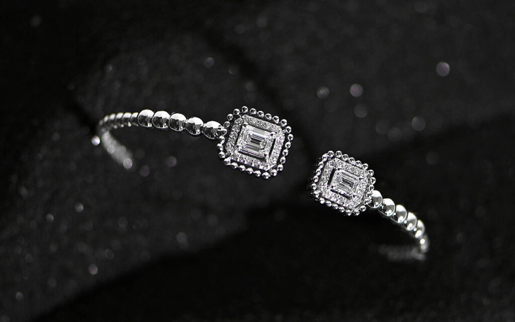 bracelet made up of lab grown diamonds