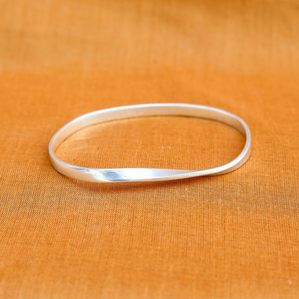 Sustainable gifts don't come much better than this Pivot bangle made by people living in homeless hostel 