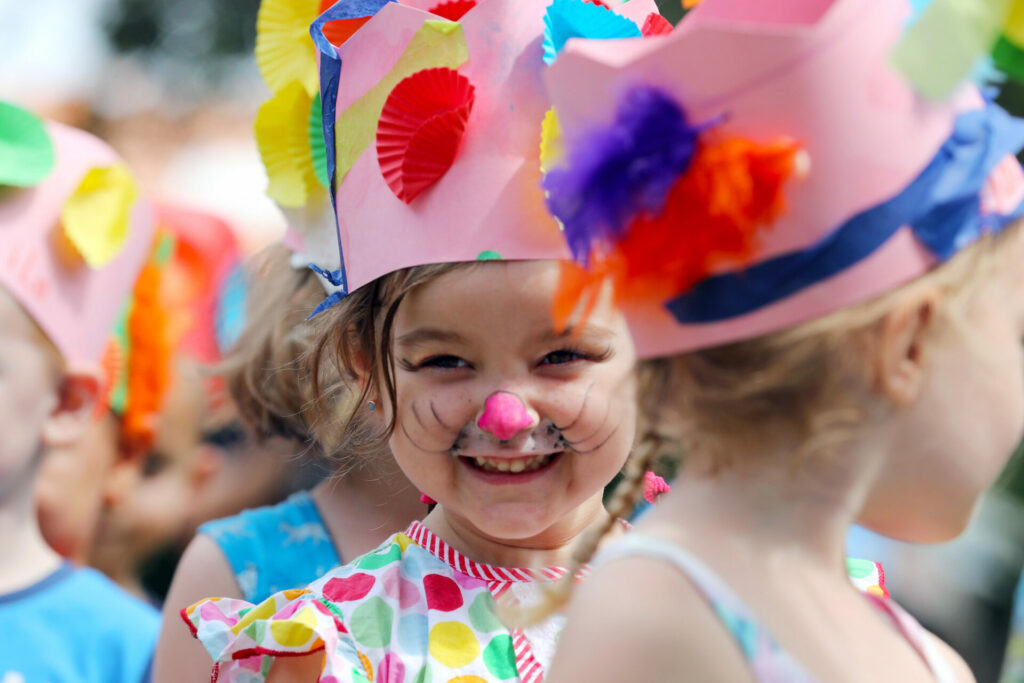 eco Easter bonnet made from paper 