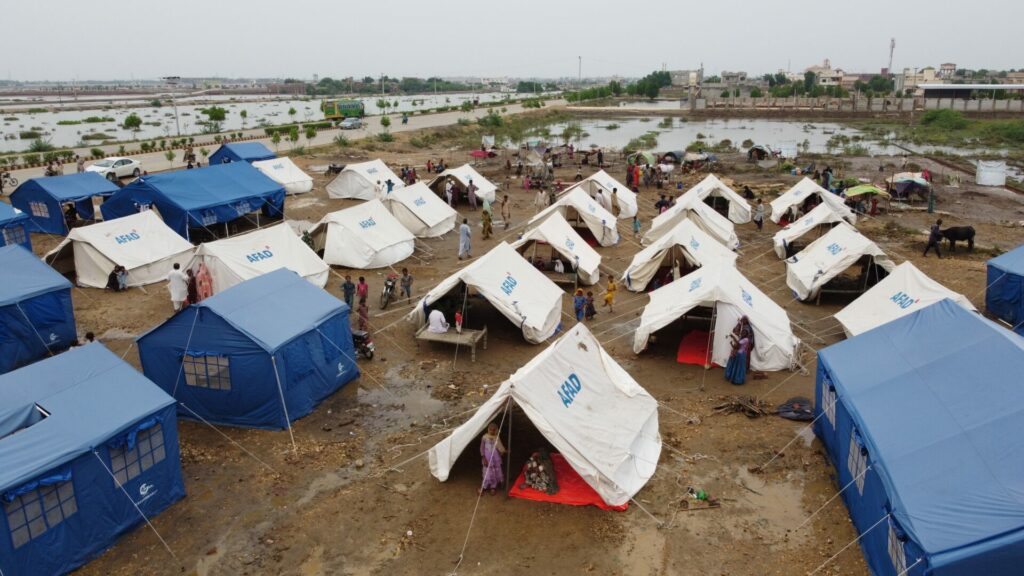 flood disaster Pakistan Sindh province Dadu city humanitarian aid