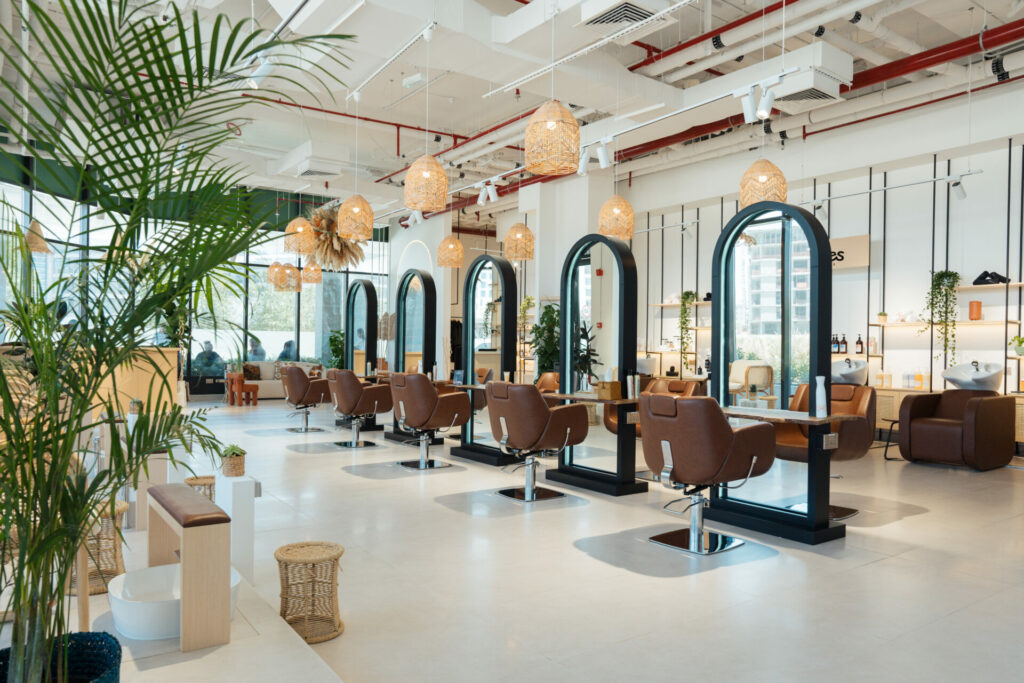 Boho salon in Dubai uses sustainable practices including no nasties shampoo