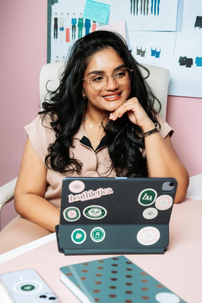 beathletica founder at her laptop