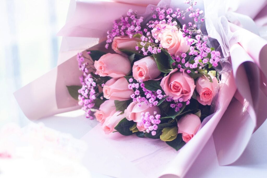 bouquet of pink roses 