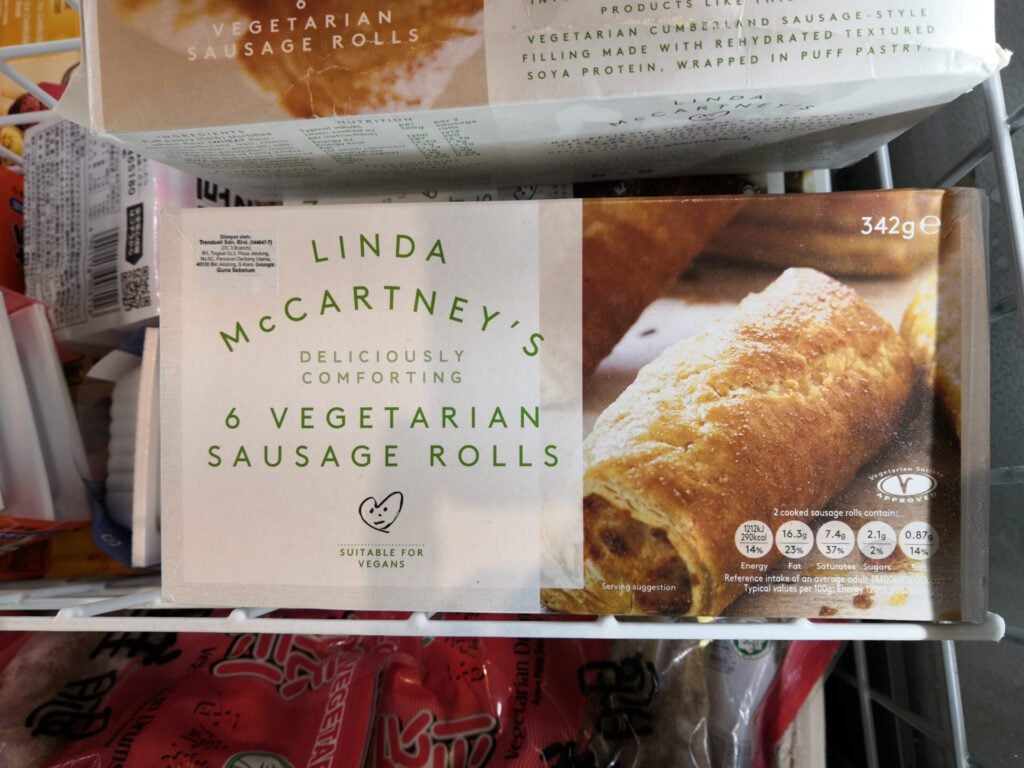The vegetarian brand of Paul McCartney's wife Linda in a shopping trolley