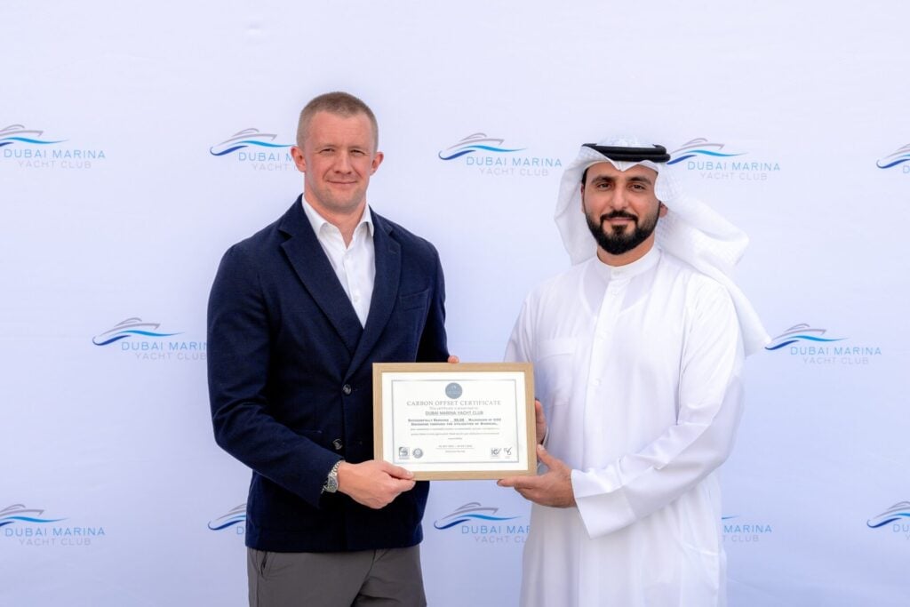 Representatives of Emaar and Lootah biofuel hold a memorandum for the sustainable bio yacht fuel aprtnership