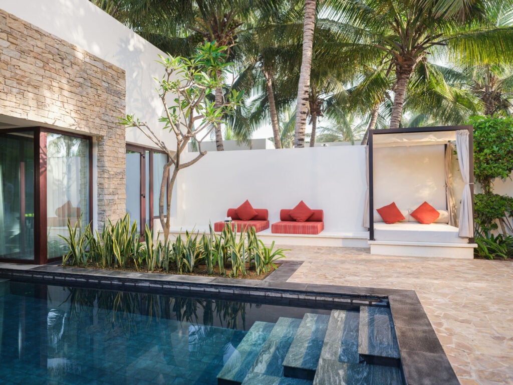 The garden pool villa at Anantara Al Baleed Salalah Resort