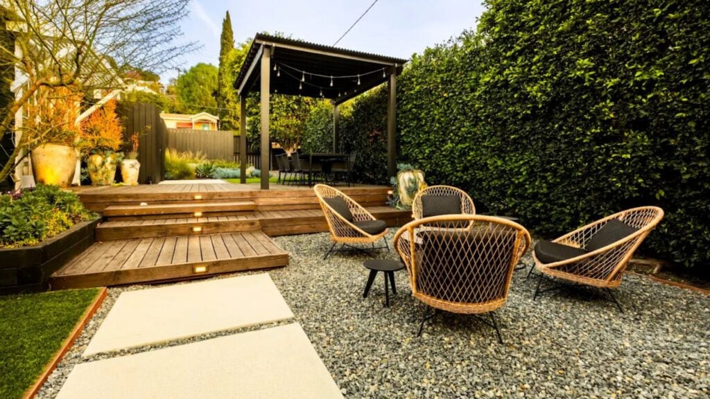 beautiful garden with pebble flooring