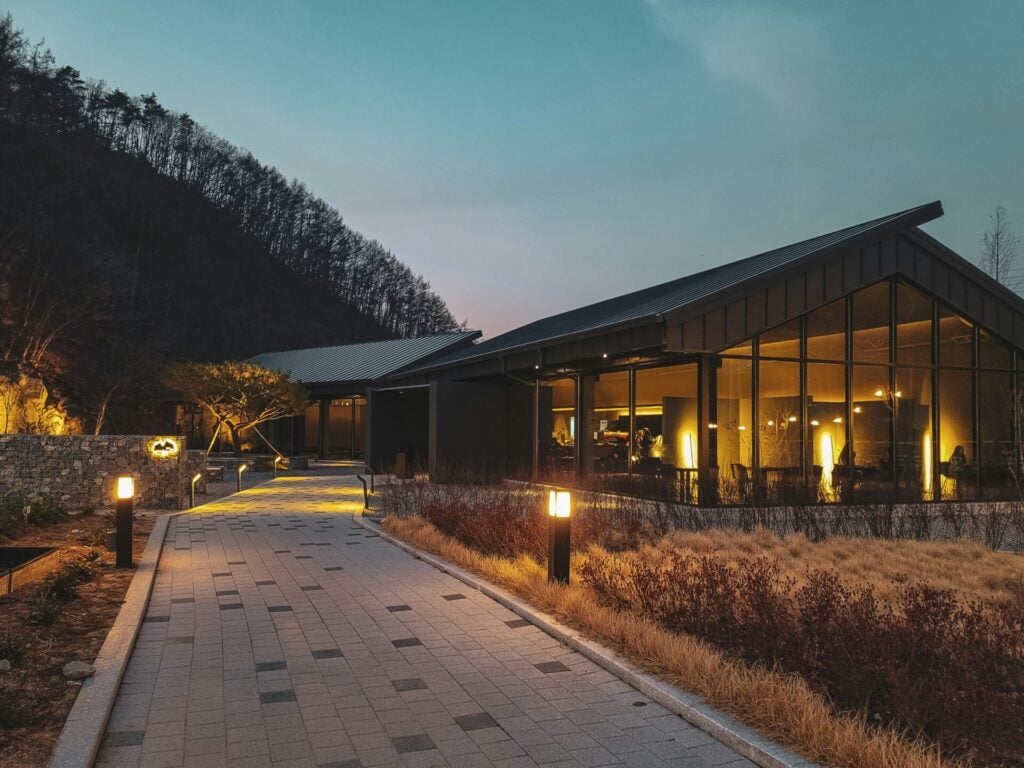 Heated house with cold ambience outside 